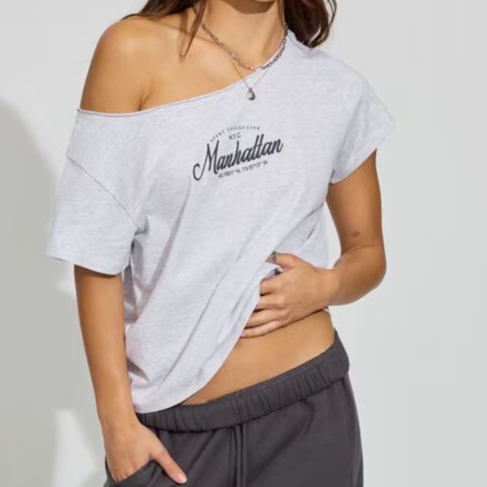 Garage Women's Off-Shoulder Sleeveless Gray Top T- Shirt Manhattan Front Logo M - Picture 4 of 10